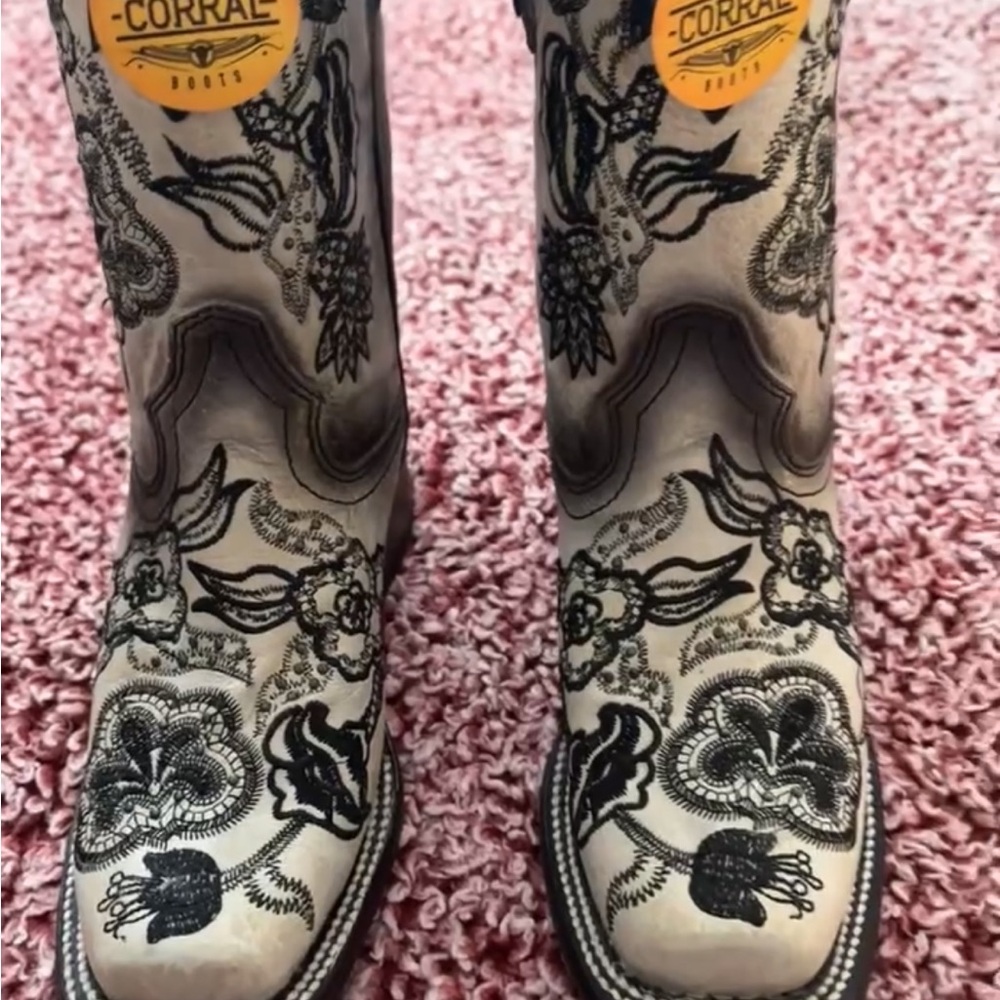 Corral Cream and Black Heeled Boots with Intricate Designs